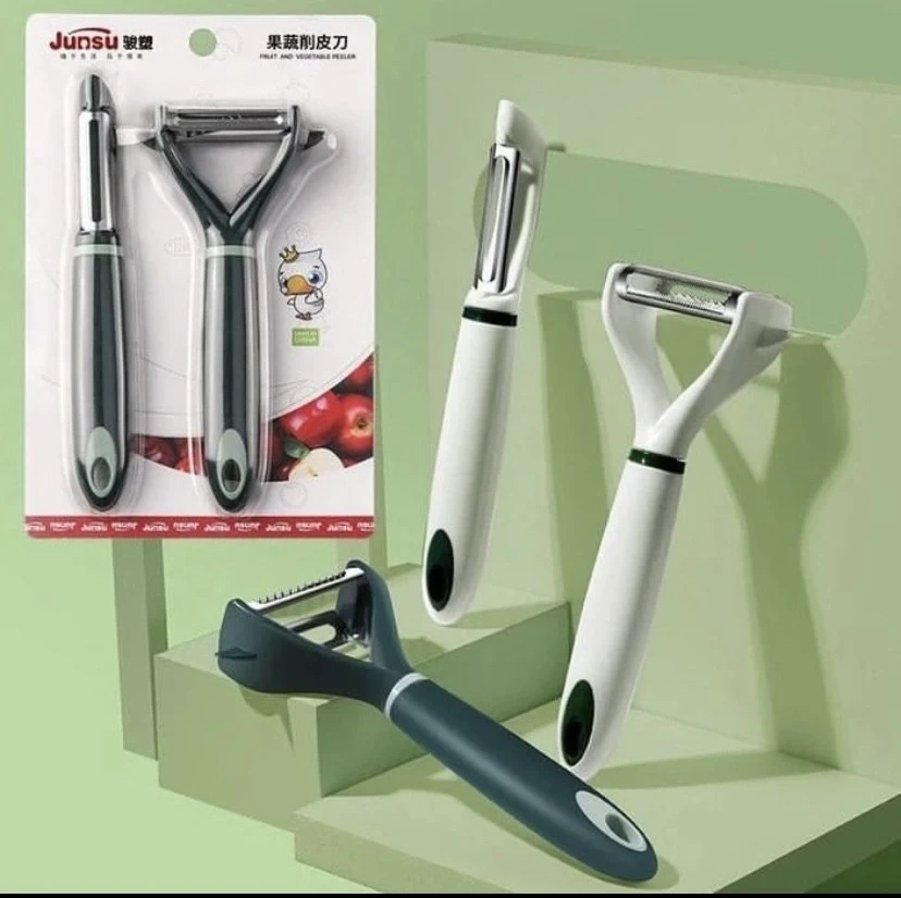 Stainless Steel Vegetable Peeler – Ultra Sharp Potato, Carrot & Fruit Skin Peeler (Ergonomic Handle, Rust-Resistant Kitchen Tool)